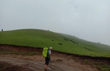 Pikey Peak trekking